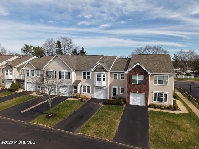 11 Decoy Lane 1000, Freehold, NJ 07728