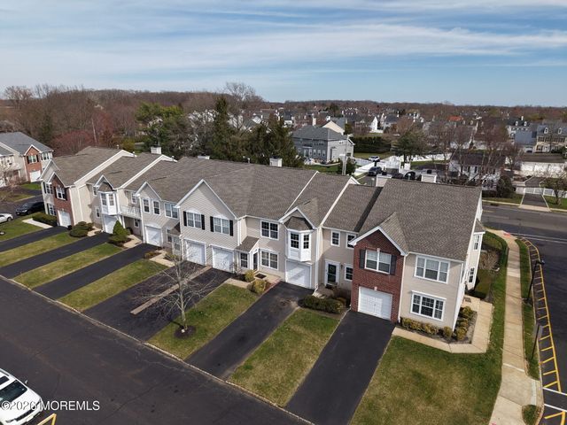 11 Decoy Lane 1000, Freehold, NJ 07728
