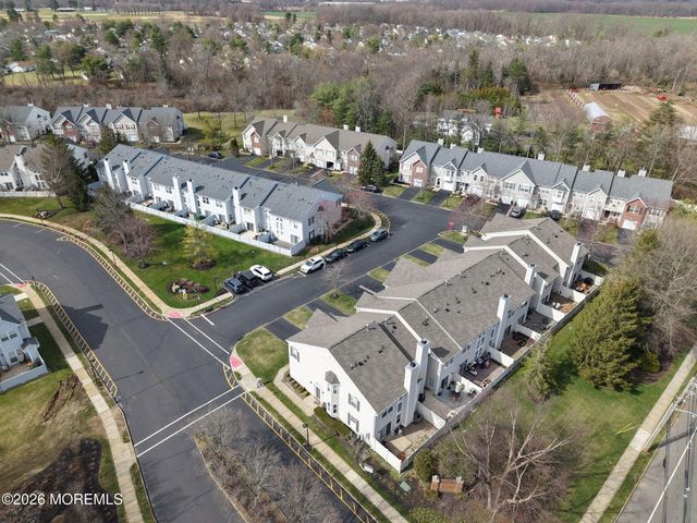 11 Decoy Lane 1000, Freehold, NJ 07728