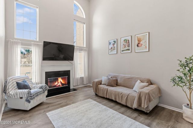 11 Decoy Lane 1000, Freehold, NJ 07728