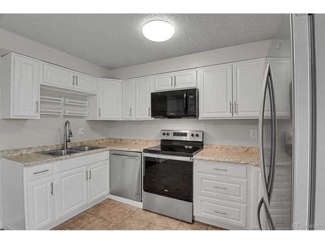 14053 E Bails Pl, Aurora, CO 80012