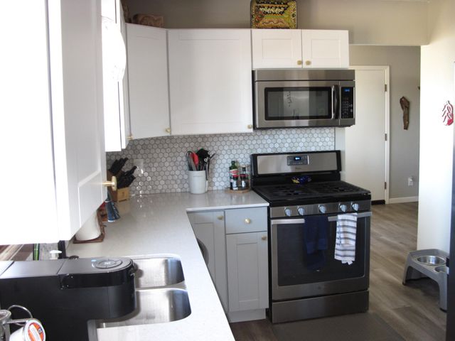 11 Pinon Heights Road, Sandia Park, NM 87047