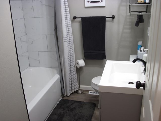 11 Pinon Heights Road, Sandia Park, NM 87047