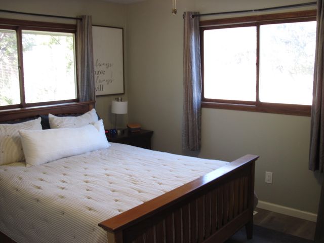 11 Pinon Heights Road, Sandia Park, NM 87047