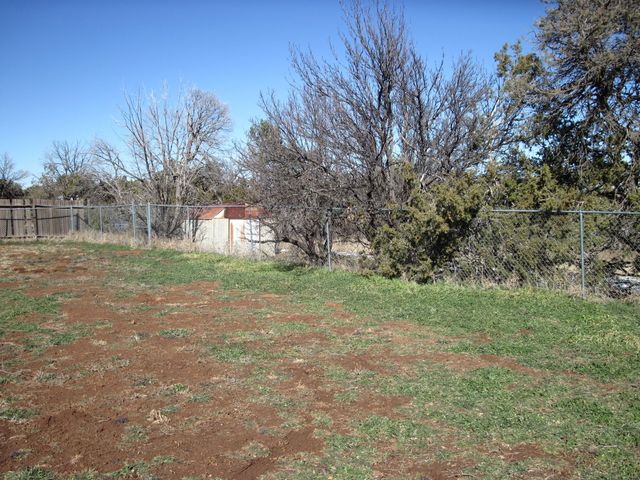 11 Pinon Heights Road, Sandia Park, NM 87047