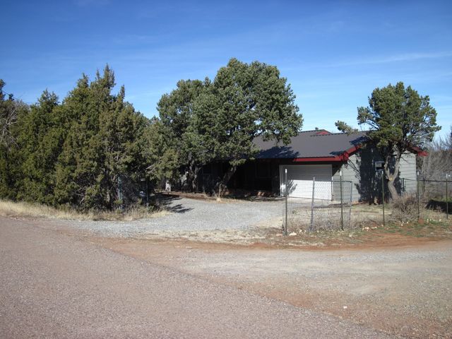 11 Pinon Heights Road, Sandia Park, NM 87047