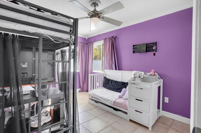 1200 Grandview Circle, Royal Palm Beach, FL 33411