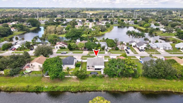 1200 Grandview Circle, Royal Palm Beach, FL 33411