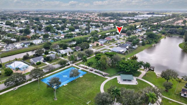 1200 Grandview Circle, Royal Palm Beach, FL 33411