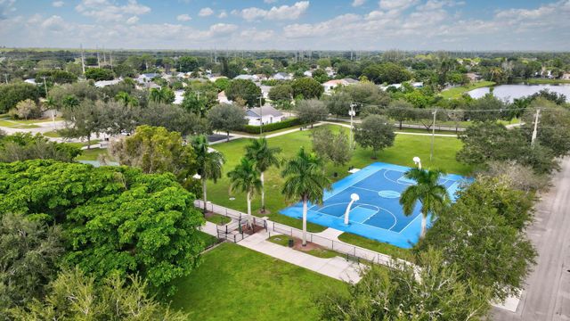 1200 Grandview Circle, Royal Palm Beach, FL 33411