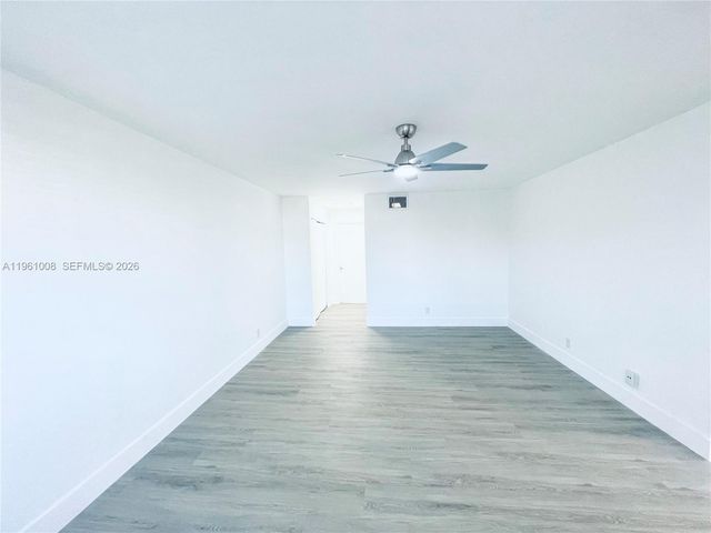 500 NE 2nd St 420, Dania Beach, FL 33004