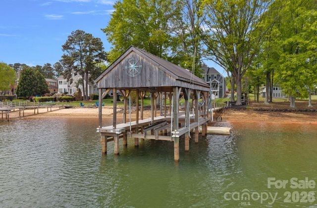 541 Isle Of Pines Road, Mooresville, NC 28117