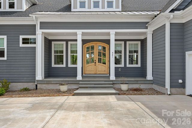 541 Isle Of Pines Road, Mooresville, NC 28117