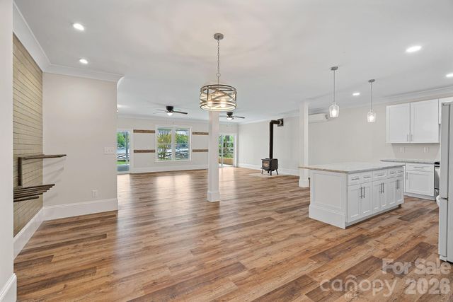 541 Isle Of Pines Road, Mooresville, NC 28117