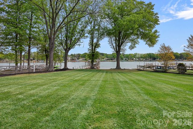 541 Isle Of Pines Road, Mooresville, NC 28117