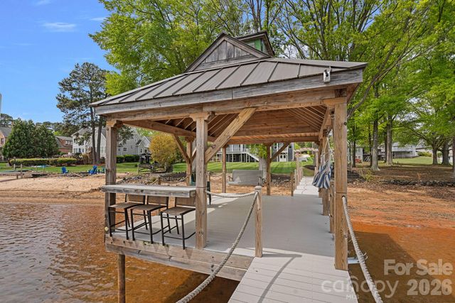 541 Isle Of Pines Road, Mooresville, NC 28117