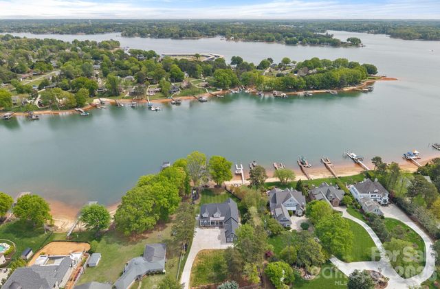 541 Isle Of Pines Road, Mooresville, NC 28117