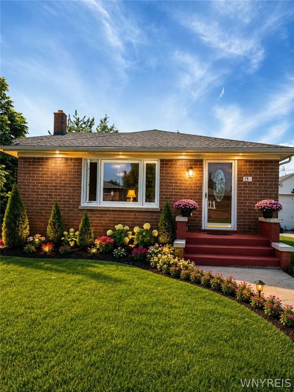 150 Carmen Road, Amherst, NY 14226