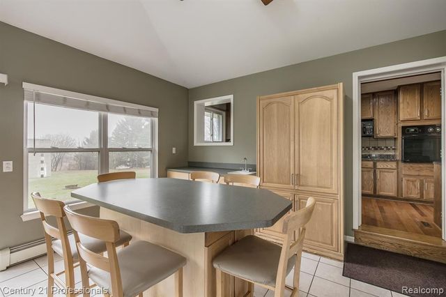 3230 Thomas Road, Oxford, MI 48371