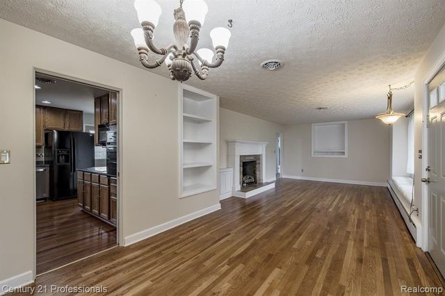 3230 Thomas Road, Oxford, MI 48371