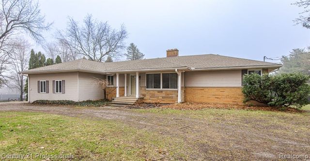 3230 Thomas Road, Oxford, MI 48371