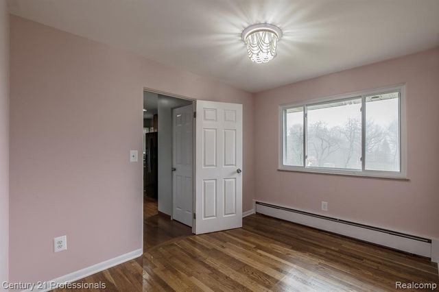 3230 Thomas Road, Oxford, MI 48371