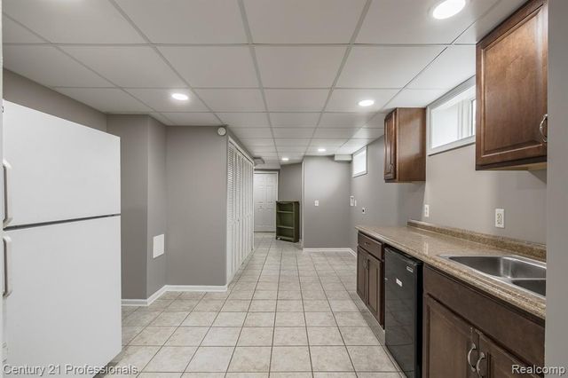 3230 Thomas Road, Oxford, MI 48371