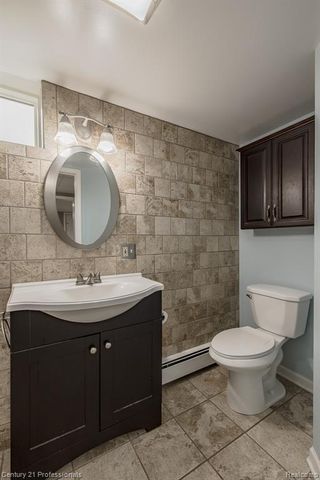 3230 Thomas Road, Oxford, MI 48371