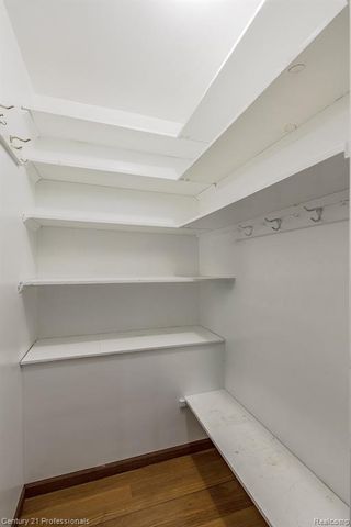 3230 Thomas Road, Oxford, MI 48371