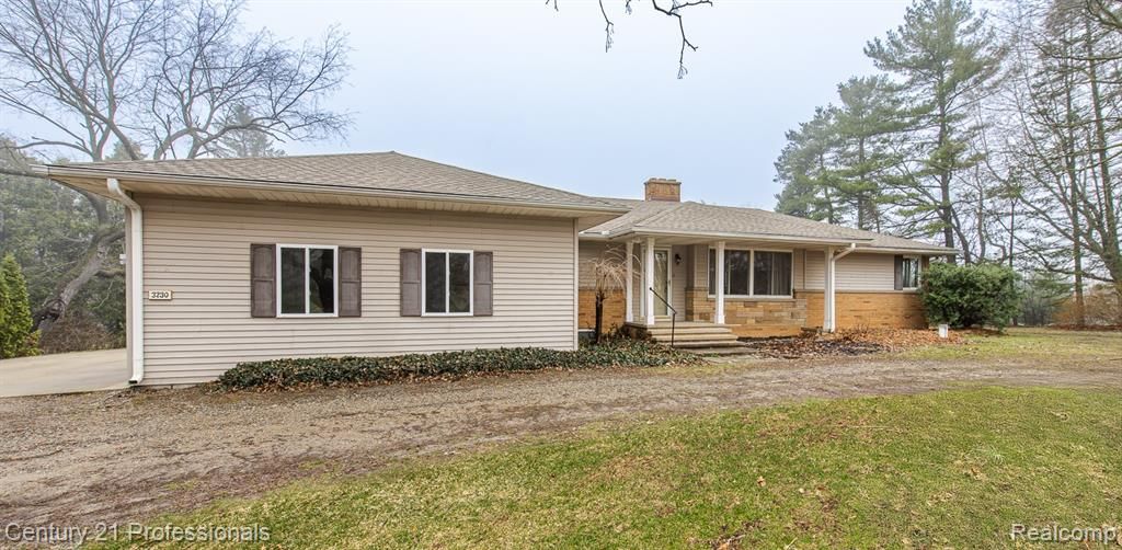 3230 Thomas Road, Oxford, MI 48371