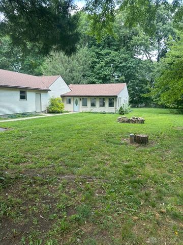 1358 Hanes Road, Beavercreek, OH 45434