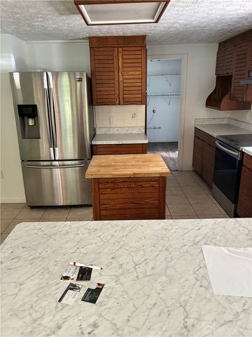 1358 Hanes Road, Beavercreek, OH 45434