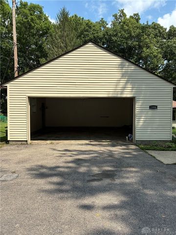 1358 Hanes Road, Beavercreek, OH 45434