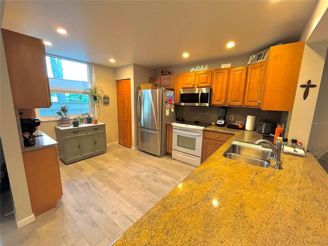 335 SPRINGDALE DRIVE 0, Bradenton, FL 34210