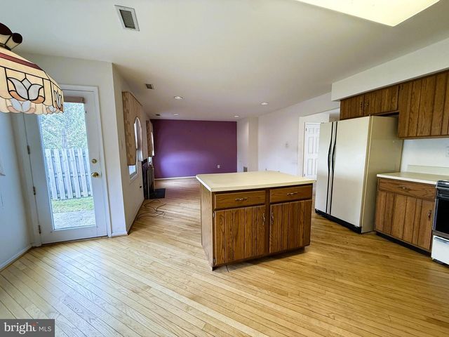 63 HARLOW CIR, Ambler, PA 19002