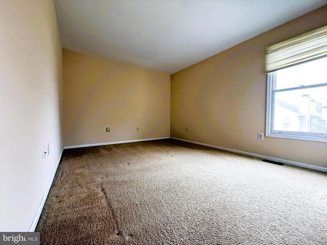 63 HARLOW CIR, Ambler, PA 19002