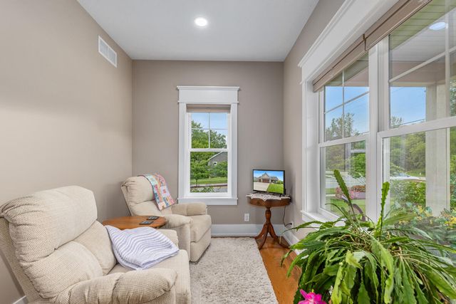 2961 Bristol Avenue NW, Walker, MI 49544