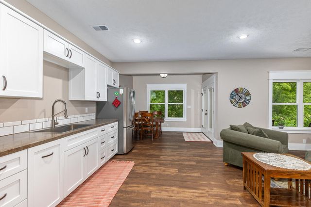 2961 Bristol Avenue NW, Walker, MI 49544