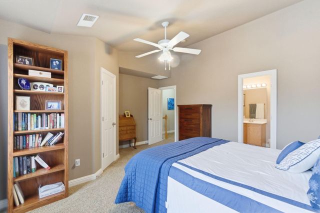 310 Broadleaf Lane, Lexington, KY 40503