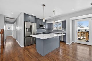 3103 Falcon Avenue, Medford, NY 11763