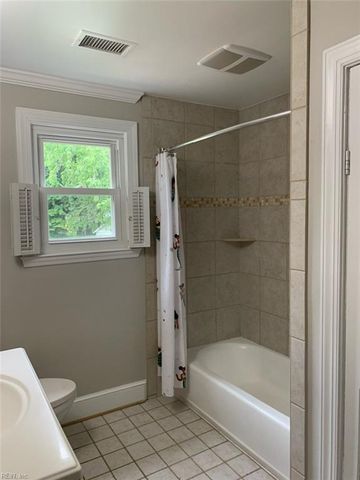 5121 S Lake RD, Virginia Beach, VA 23455