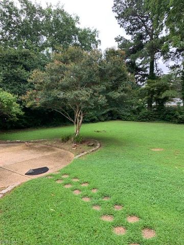 5121 S Lake RD, Virginia Beach, VA 23455