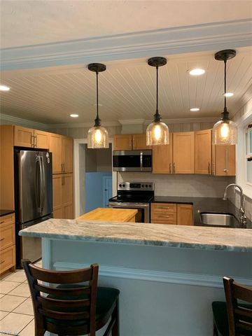 5121 S Lake RD, Virginia Beach, VA 23455