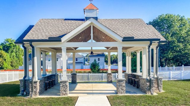 221 Crown Gardens Court, Hermitage, TN 37076