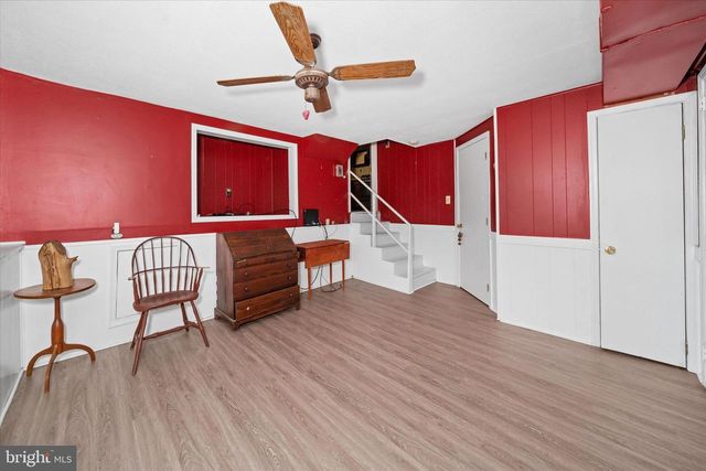 1045 WAGONER DR, Wilmington, DE 19805