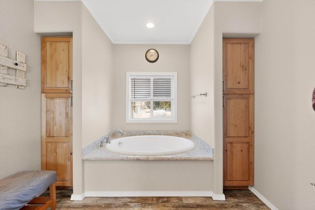 25 Brent Road, Edgewood, NM 87015