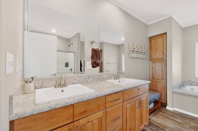 25 Brent Road, Edgewood, NM 87015