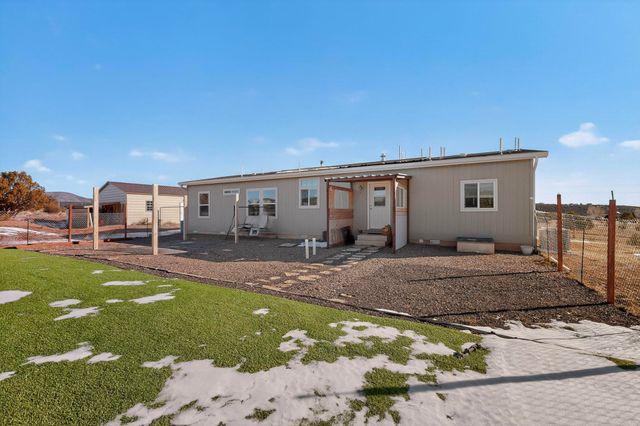 25 Brent Road, Edgewood, NM 87015