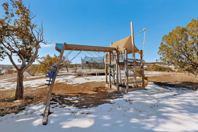 25 Brent Road, Edgewood, NM 87015