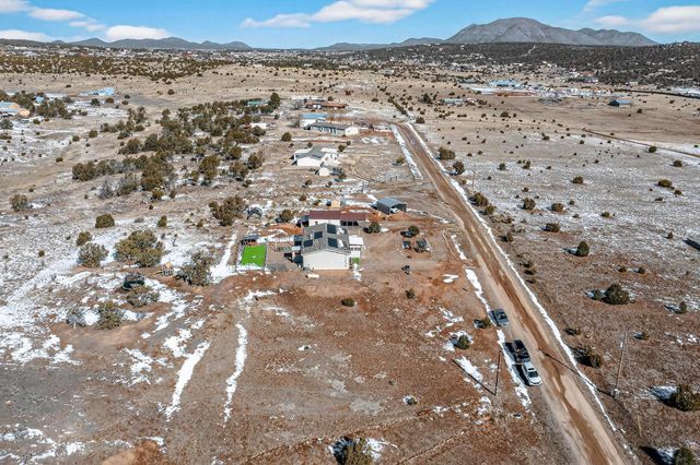 25 Brent Road, Edgewood, NM 87015
